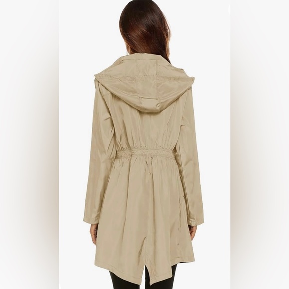 Lomon Women Waterproof Lightweight Rain Jacket - Picture 2 of 3